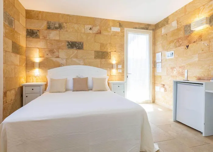 Dimora Tenuta Solentino Bed & Breakfast 3*